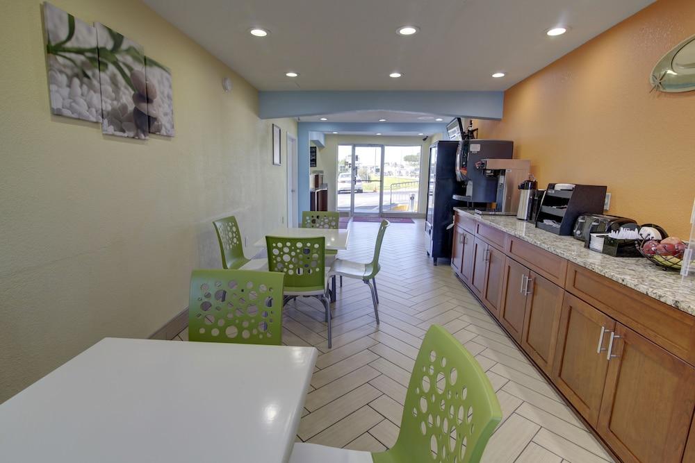 Econo Lodge At Military Circle Norfolk Luaran gambar