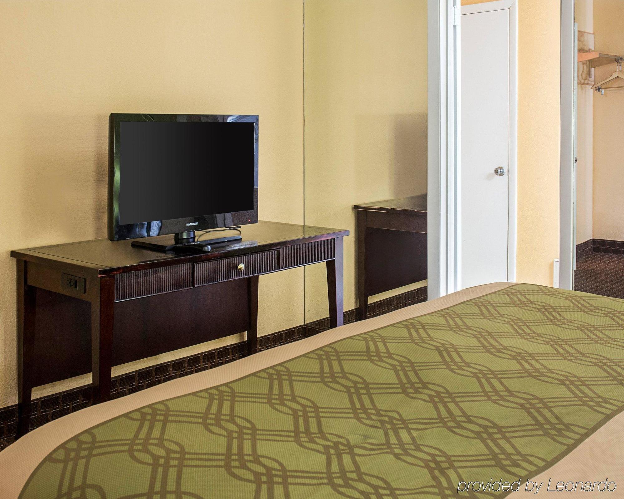 Econo Lodge At Military Circle Norfolk Luaran gambar