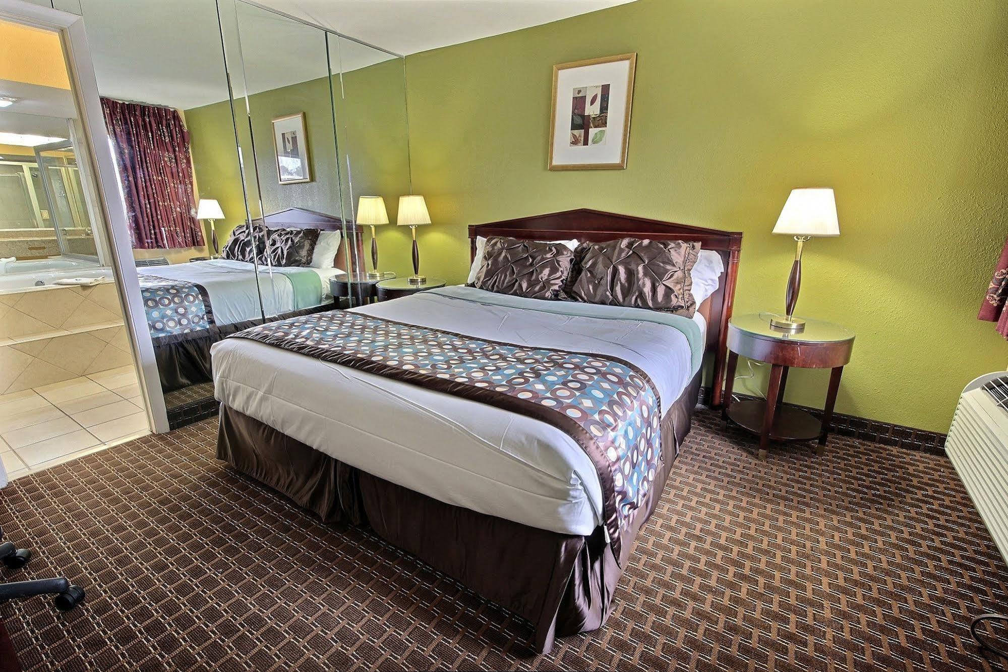 Econo Lodge At Military Circle Norfolk Luaran gambar